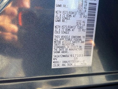 Used 2016 Nissan Rogue S w/ S Family Package image 35