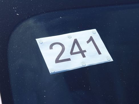 Used 2013 BMW 740Li image 10