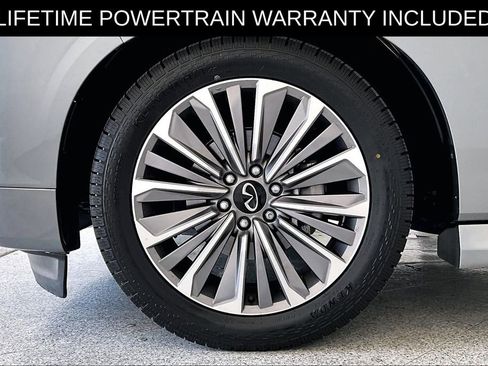 Certified 2025 INFINITI QX80 Sensory image 12