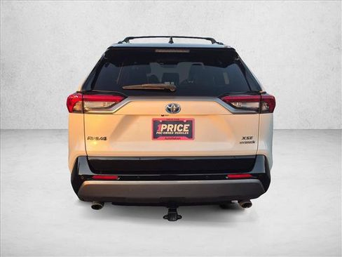 Used 2020 Toyota RAV4 XSE AWD/4WD image 7