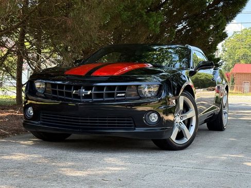 Used 2011 Chevrolet Camaro SS RWD image 7