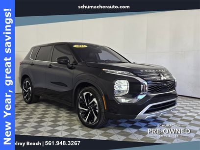Used 2023 Mitsubishi Outlander SE