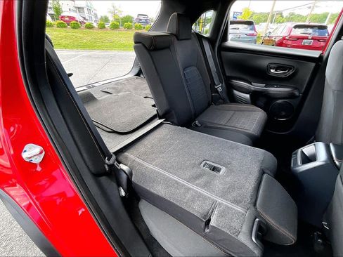 Used 2025 Honda HR-V Sport image 20