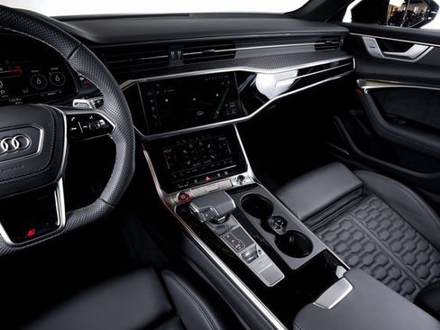 Used 2026 Audi RS 6 performance image 30