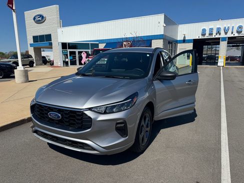 Certified 2023 Ford Escape ST-Line w/ Tech Pack #1 AWD/4WD image 37