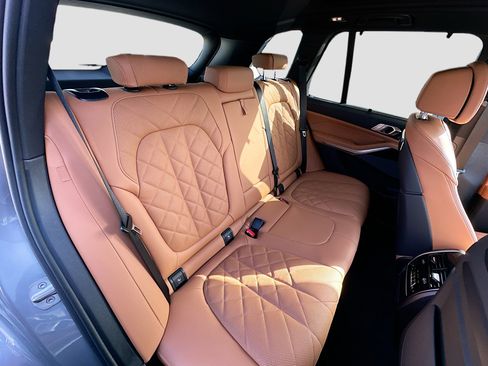 New 2026 BMW X5 sDrive40i w/ Executive Package image 22