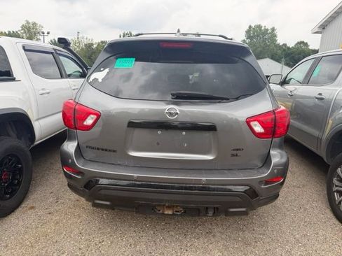 Used 2020 Nissan Pathfinder SL AWD/4WD image 5