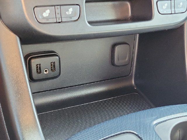 Used 2019 Chevrolet Colorado Z71 AWD/4WD image 20