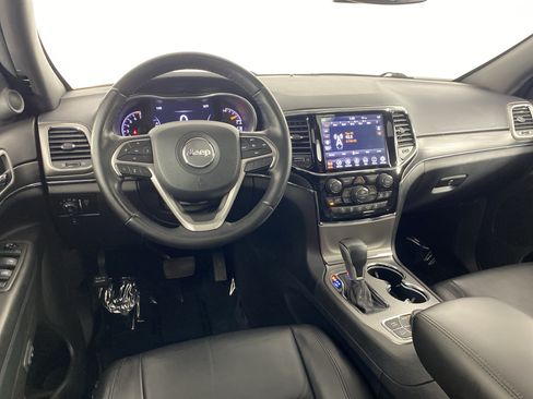 Used 2020 Jeep Grand Cherokee Limited AWD/4WD image 20