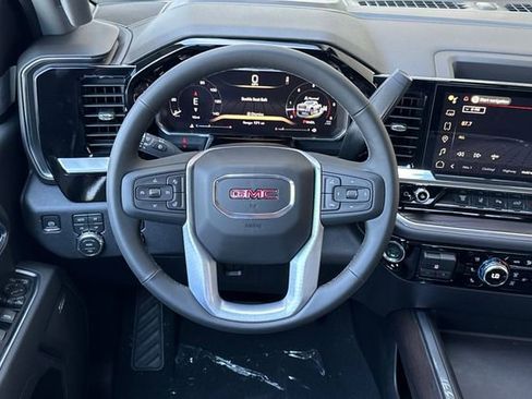 New 2026 GMC Sierra 3500 SLT w/ SLT Convenience Package AWD/4WD image 16