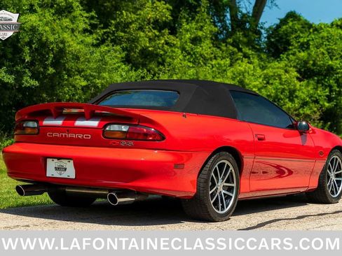 Used 2002 Chevrolet Camaro Z28 w/ SS Performance/Appearance Pkg RWD image 21