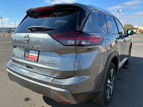 Certified 2024 Nissan Rogue SL w/ SL Premium Package AWD/4WD image 6