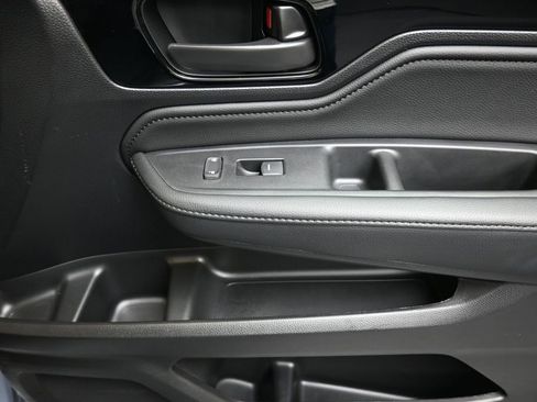 Used 2025 Honda Odyssey Touring image 11
