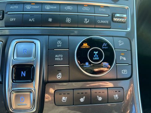 Used 2022 Hyundai Santa Fe Calligraphy image 25