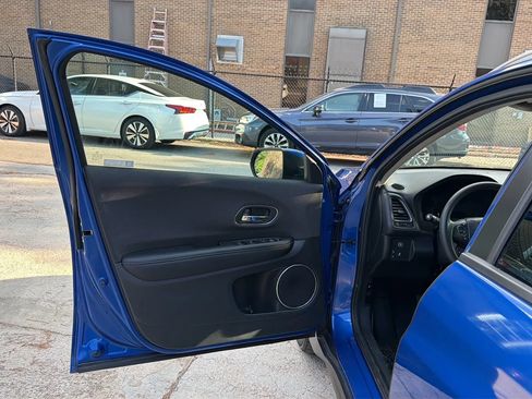 Used 2020 Honda HR-V EX image 15