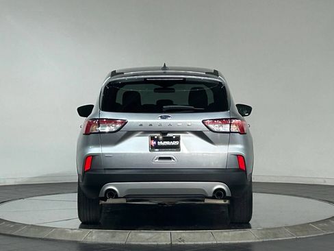 Used 2022 Ford Escape SE w/ Cold Weather Package FWD image 8