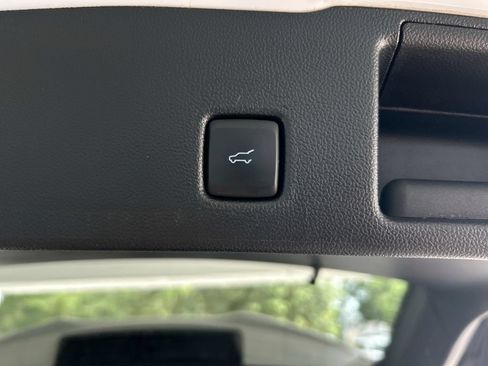 Used 2023 Ford Escape ST-Line FWD image 39