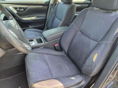 Used 2016 Nissan Altima 2.5 SV FWD image 13