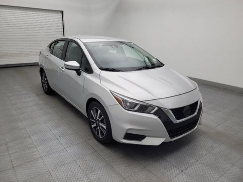 Used 2021 Nissan Versa SV FWD image 13