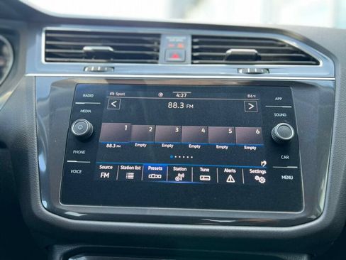 Used 2021 Volkswagen Tiguan SEL AWD/4WD image 20