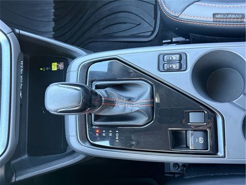 Used 2024 Subaru Crosstrek 2.5i Limited w/ Crosstrek Mirror Package image 20