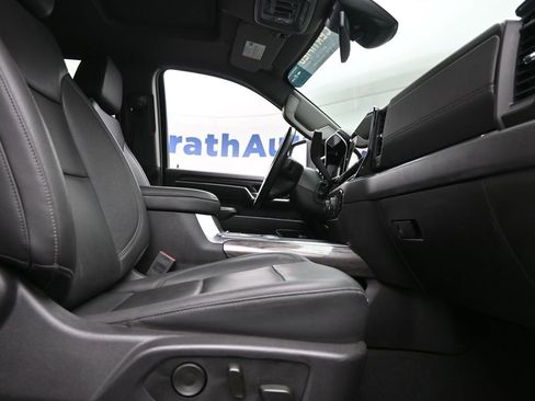 Certified 2025 Chevrolet Silverado 2500 LTZ w/ LTZ Convenience Package image 7