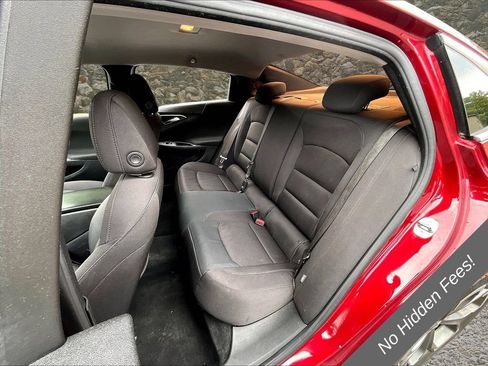 Used 2019 Chevrolet Malibu RS FWD image 19
