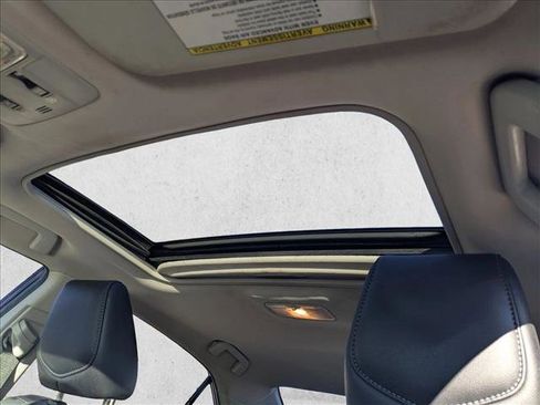 Used 2014 Toyota Corolla S image 18