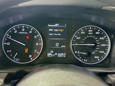 Used 2025 Subaru Crosstrek 2.0i Premium image 12