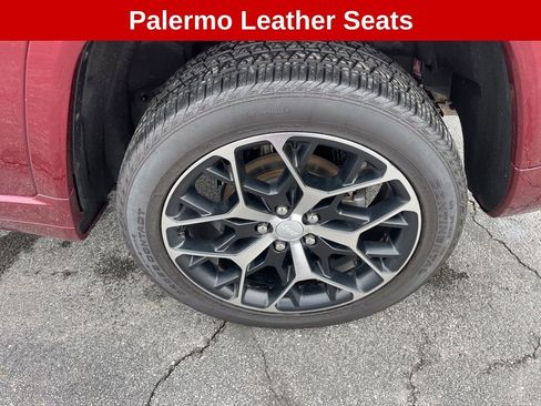Used 2024 Jeep Grand Cherokee Summit image 11