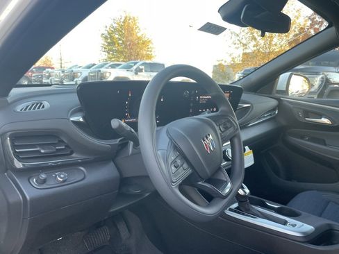New 2026 Buick Envista Preferred w/ Advanced Safety Package image 10