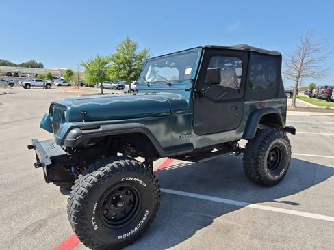 Used 1995 Jeep Wrangler S image 3