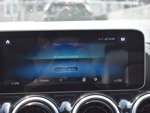 Used 2021 Mercedes-Benz GLA 250 4MATIC image 18