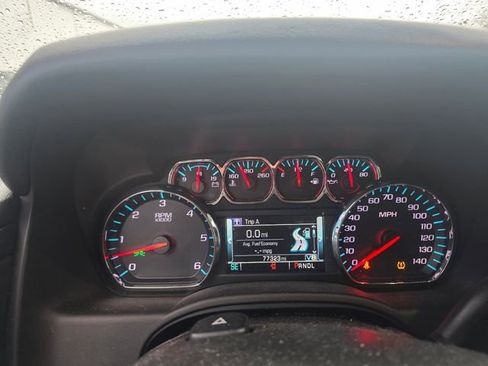 Used 2018 Chevrolet Suburban LS image 6