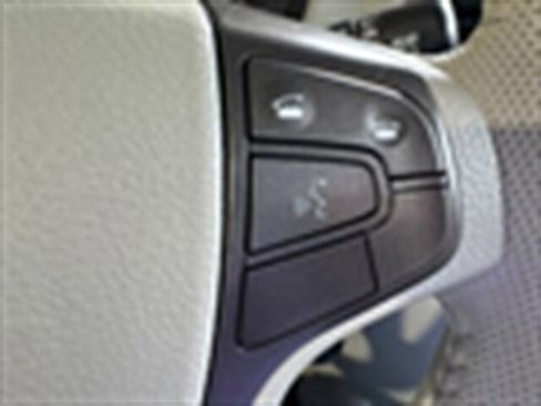 Used 2013 Toyota Sienna SE image 29