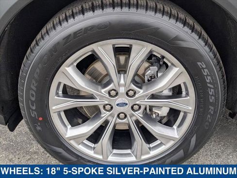 Certified 2023 Ford Explorer XLT w/ Equipment Group 202A RWD image 9