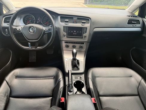 Used 2017 Volkswagen Golf Wolfsburg Edition FWD image 10