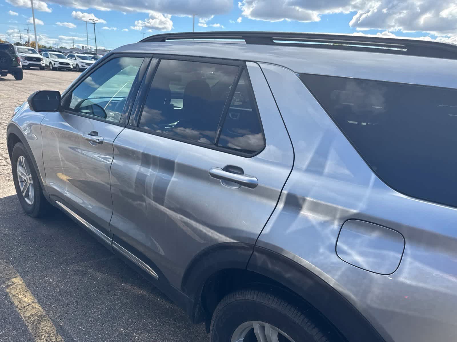 Used 2021 Ford Explorer XLT AWD/4WD image 20