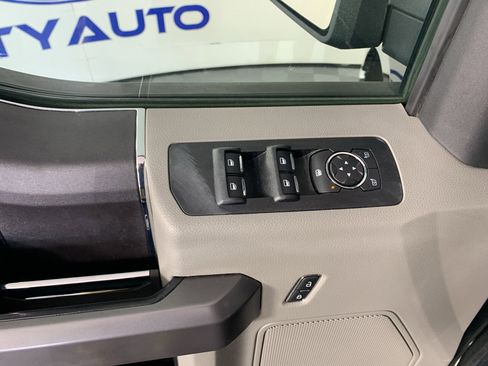 Used 2019 Ford F150 XLT RWD image 13