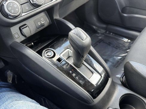 Used 2023 Nissan Versa SV image 32