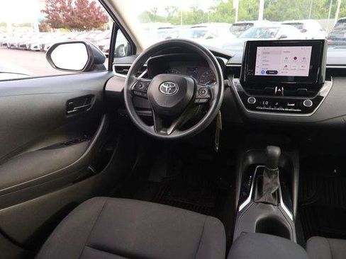 Used 2024 Toyota Corolla LE FWD image 19