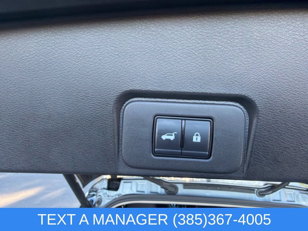 Used 2026 Nissan Rogue SV AWD/4WD image 12