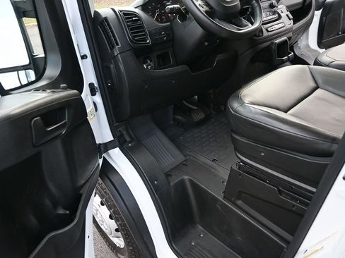 Used 2023 RAM ProMaster 2500 FWD image 7