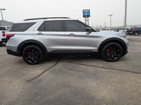 Used 2024 Ford Explorer ST w/ Equipment Group 401A AWD/4WD image 7