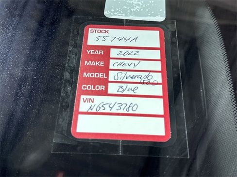 Used 2022 Chevrolet Silverado 1500 ZR2 image 30