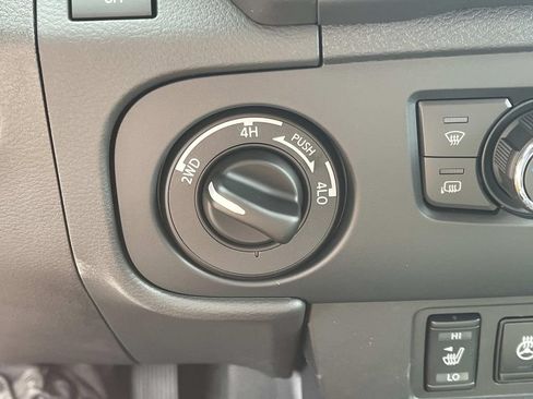 New 2027 Nissan Frontier PRO-4X w/ Pro Premium Package AWD/4WD image 30