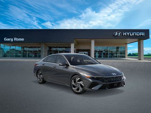 New 2026 Hyundai Elantra Limited FWD image 2