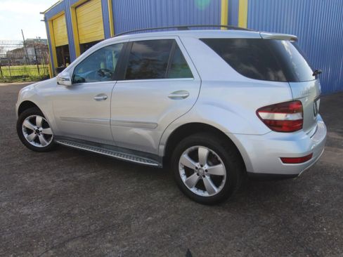 Used 2011 Mercedes-Benz ML 350 2WD w/ Premium 1 Pkg image 12