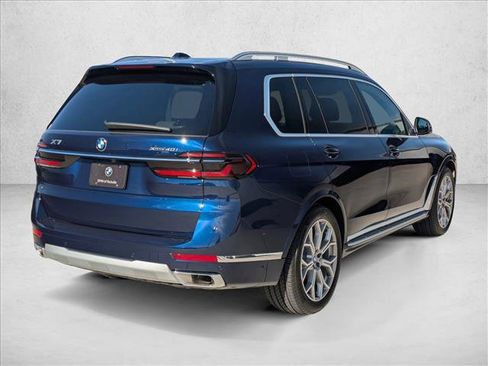 New 2026 BMW X7 xDrive40i image 2