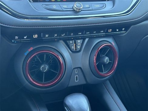 Used 2022 Chevrolet Blazer RS w/ Enhanced Convenience Package image 40